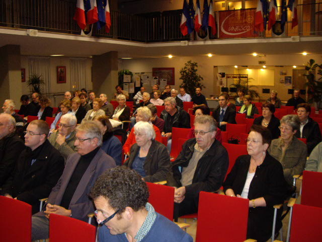 20101104-FranceLiberteConferenceDebat-27.jpg 